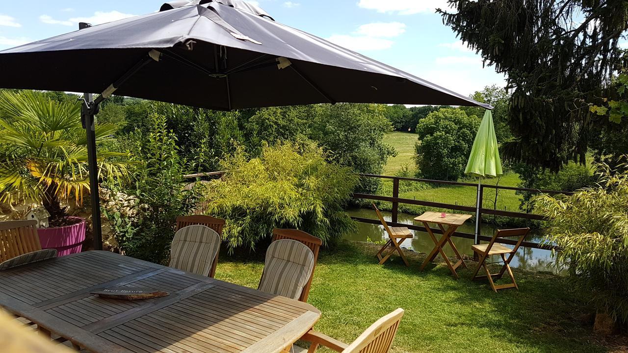 Bed and Breakfast La Belmontaise Beaumont-sur-Sarthe Exterior foto