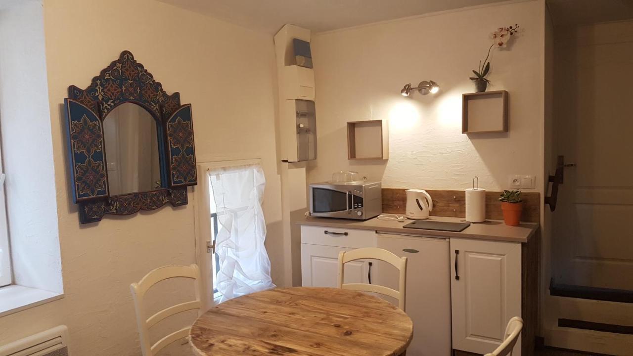 Bed and Breakfast La Belmontaise Beaumont-sur-Sarthe Exterior foto